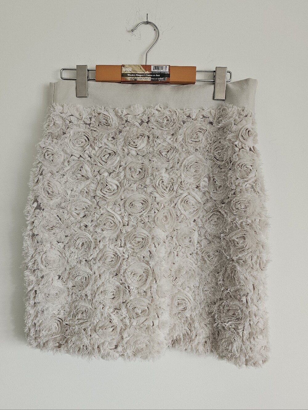 H&M Cream Floral Rosette Faux-Fur Mini Skirt
